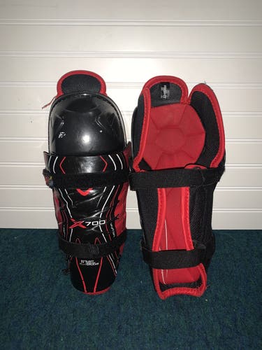 Junior Bauer  Vapor X700 Shin Pads