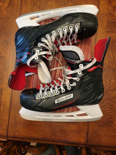 Bauer NSX size 10 player skates