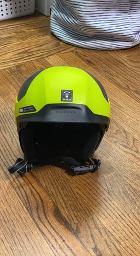 Green Unisex Medium Oakley Mod 5 Helmet