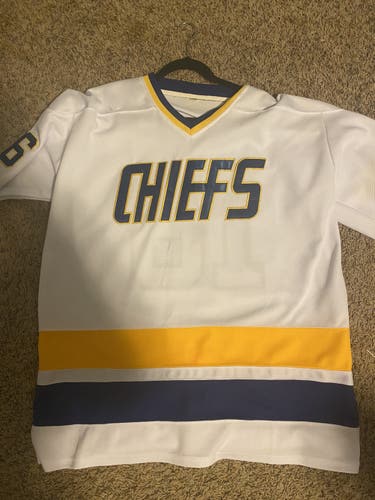 White Used Large Chiefs (Hanson) jersey