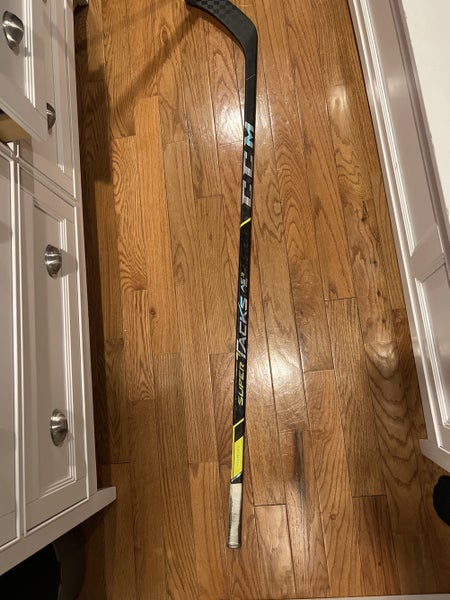 Like New! CCM Super Tacks AS3 Pro 70 P90M Right Rh