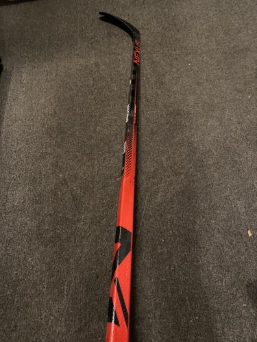 Red Nexus Geo (77 Flex P28)