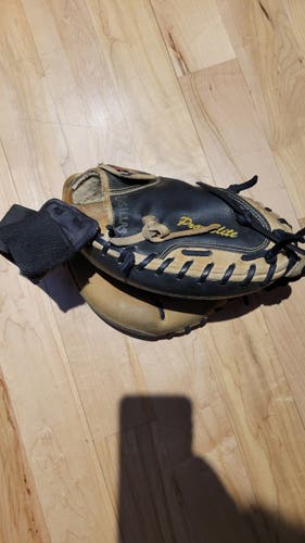 Used All Star Right Hand Throw Catcher's Pro elite 33.5"