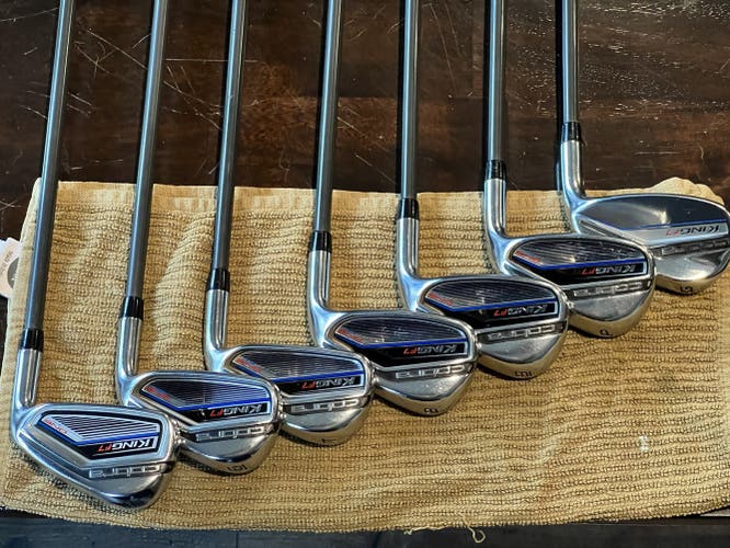 Men's Right Handed Regular Flex Graphite Shaft King F7 One Length Iron Set