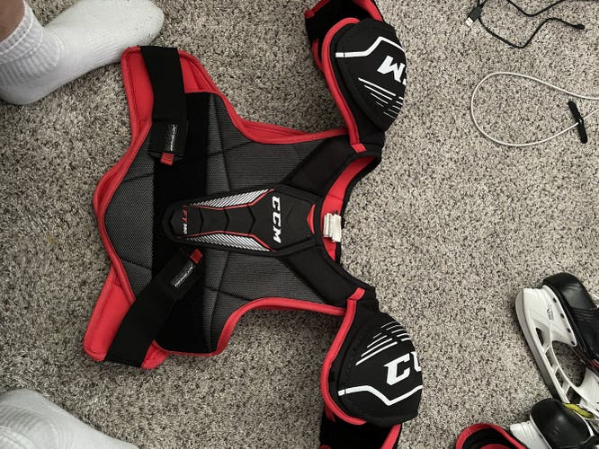 Shoulder Pads Used Senior Large CCM JetSpeed FT350