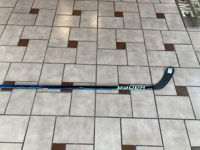 Intermediate Left Hand   Nexus Geo Hockey Stick
