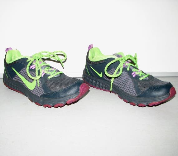 Nike Wild Trail 643074-015 Women's Gray Running Training Trail Shoes ~ Size 8