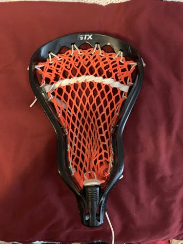 Black Used Defense Strung AV8 Head