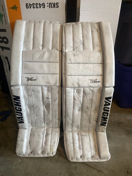 White Senior 33"+2 Vaughn Velocity XFP Goalie Leg Pads