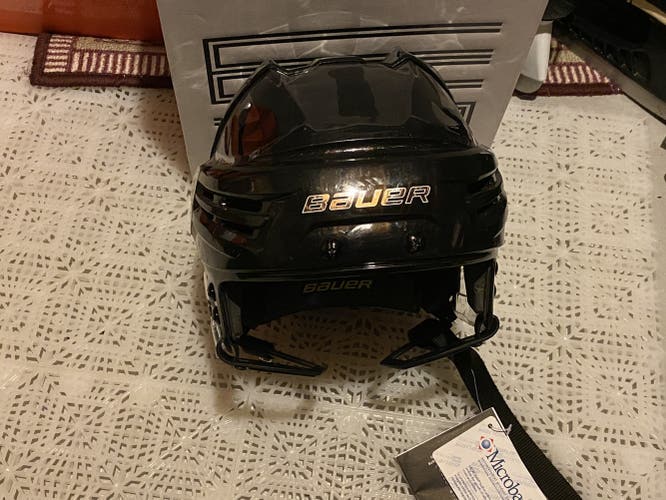 New Sr Small Bauer  Re-Akt Helmet Black