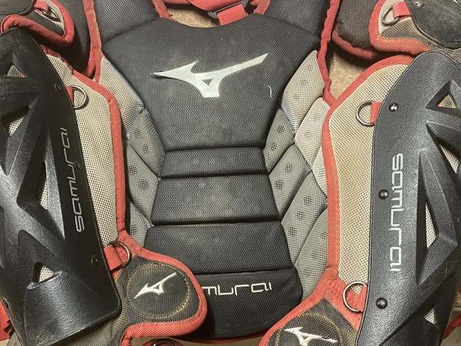 Intermediate Mizuno Samurai Catcher's Set