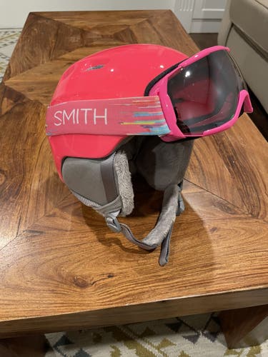 Youth Smith Zoom Jr Helmet and Smith Grom Goggles