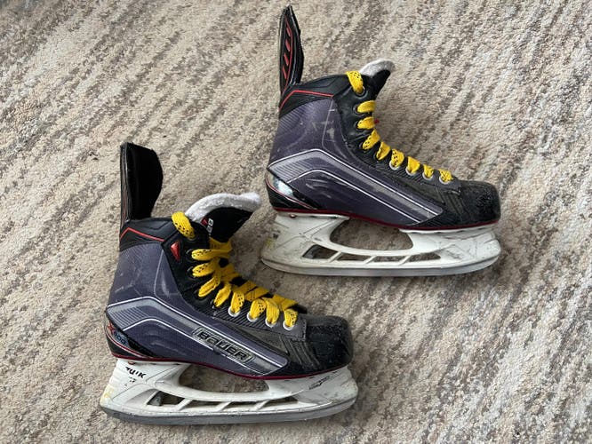Hockey Skates Junior Used Bauer Vapor X600 Regular Width Size 5