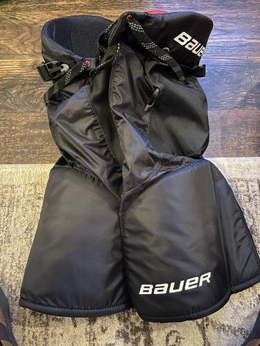 Black Hockey Pants Senior Used Small Bauer Vapor X700