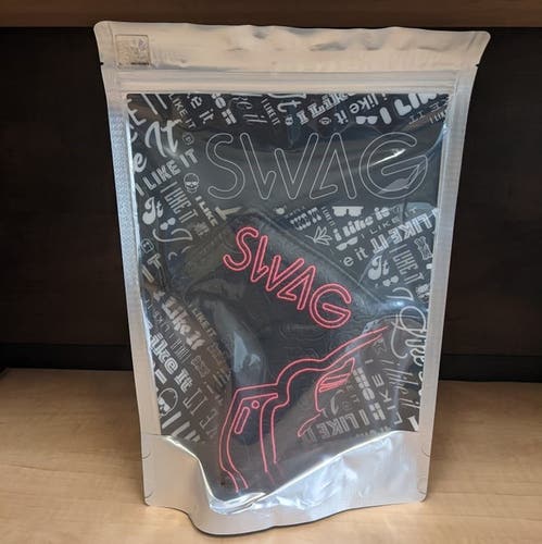 SWAG Golf Impressive Skull Black/Pink Putter Cover NEW SEALED