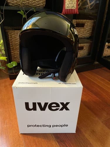 Used Uvex black 56-57cm FIS Race Helmet