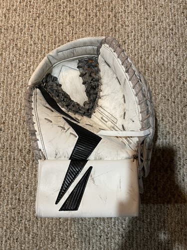 Factory MAD Goalie Glove