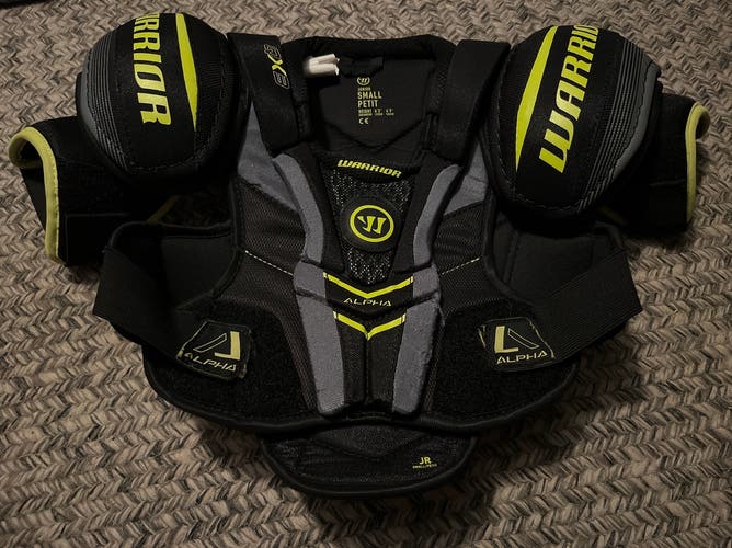 Junior Small Warrior Alpha QX3 Shoulder Pads