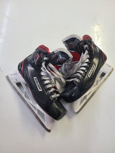 Hockey Goalie Skates Senior Used Bauer Vapor 1X Regular Width Size 9
