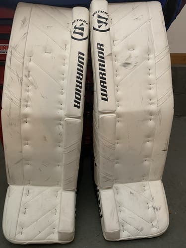 White Goalie Leg Pads Used Senior 35" Warrior Ritual G3