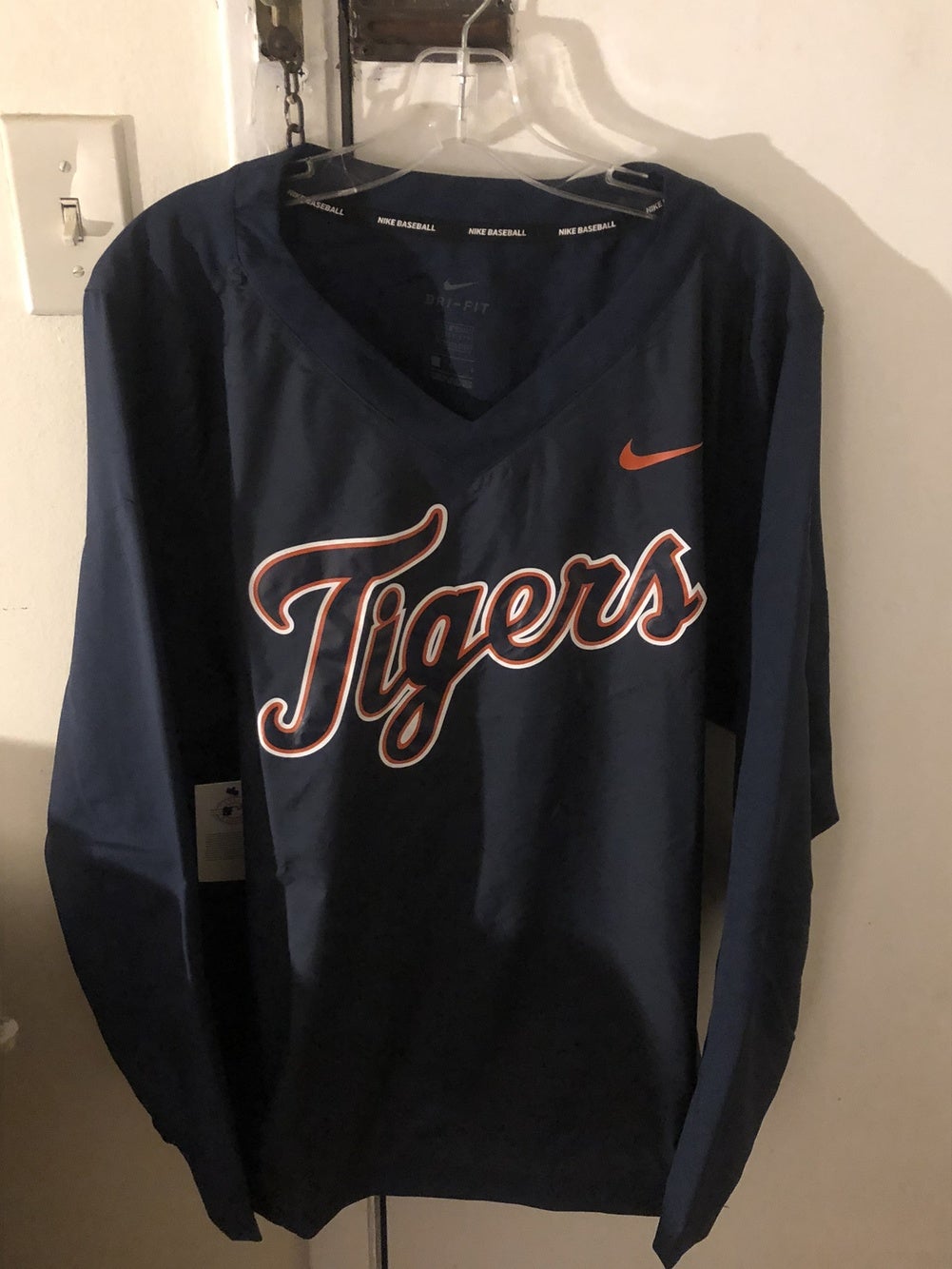 Nike, Shirts, Nike Detroit Tigers Baseball Athletic Cut Tee Shirt Size Xl  Mlb