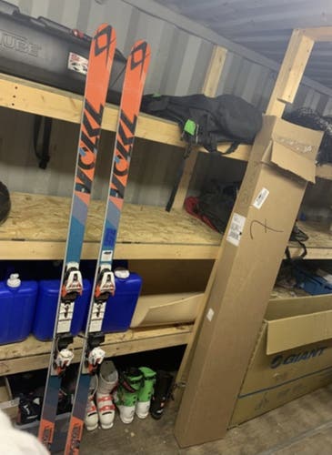 Used Volkl 211 45R SG