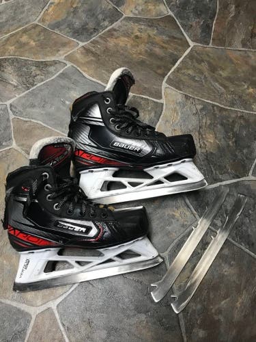 Hockey Goalie Skates Junior Used Bauer Vapor X2.9 Regular Width Size 3