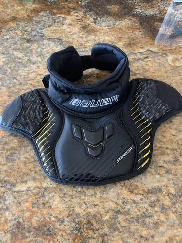Junior Bauer goalie Kevlar neck guard