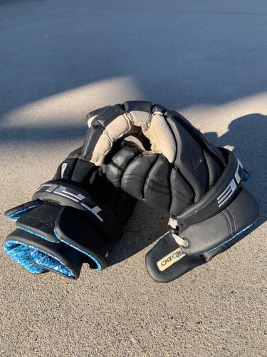 Black True Frequency 13" Lacrosse Gloves