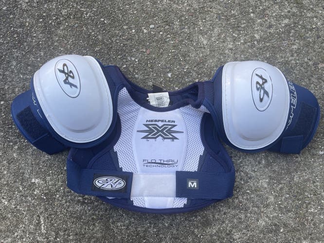 Junior Medium   Hespeler Shoulder Pads