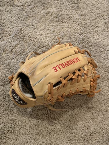 Adult Pitcher's 11.75" Pro Flare Baseball Glove