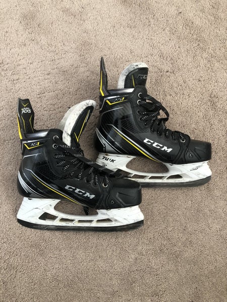 Hockey Skates Senior Used CCM Super Tacks AS1 Regular Width Size 8.5