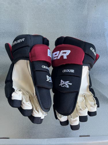 Red AZ Coyotes Senior Bauer Pro Stock Vapor 1X Lite Gloves