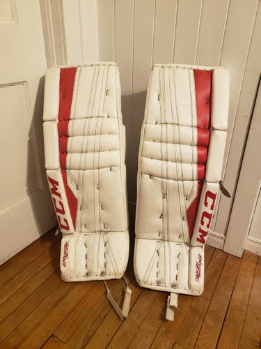 Goalie Leg Pads Used Senior 34" CCM Extreme Flex 860