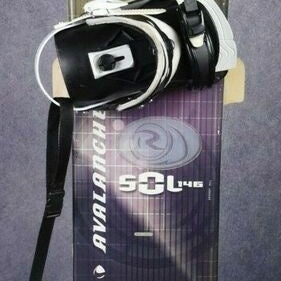 AVALANCHE 50L SNOWBOARD SIZE 146 CM WITH ROSSIGNOL MEDIUM BINDINGS