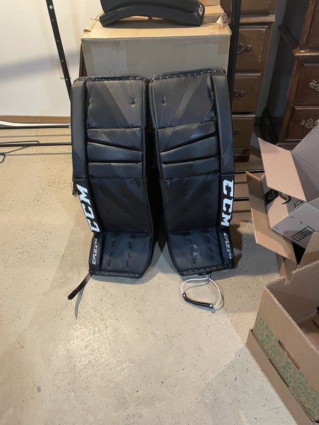 Black Senior 33" CCM Goalie Leg Pads And Blocker