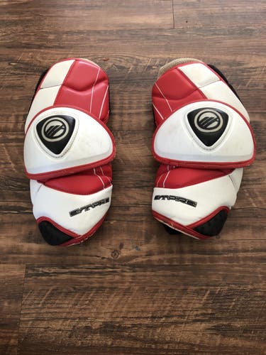 Maverik Empire arm pads