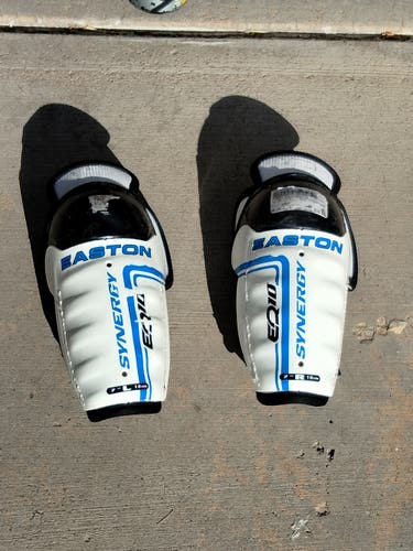 Easton EQ10 shin guards