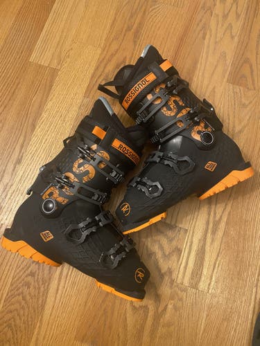 Ski Boots Men's Used Rossignol All Mountain AllTrack 90 Soft Flex