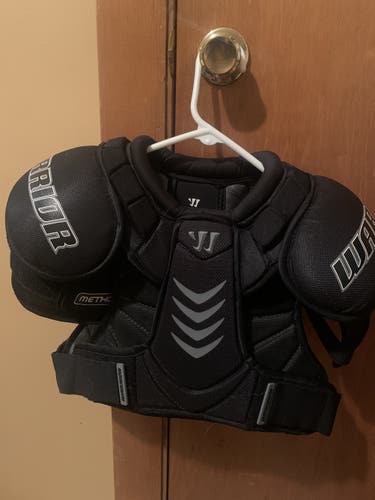 Junior Medium Warrior Method Shoulder Pads