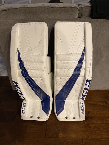 Pro Stock CCM eflex 4 goalie pads 33+3 Condon