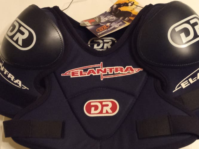 DR  Elantra E1000  Youth M/M Shoulder Pads  New Medium