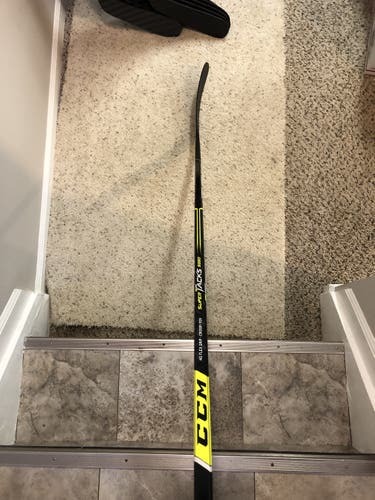 NEW LH CCM Super Tacks 9360 Stick Junior P29 40 Flex