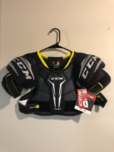 NEW CCM Tacks 9550 Junior Large Shoulder Pads