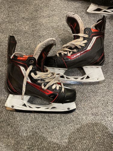 CCM Jetspeed Skates 7D