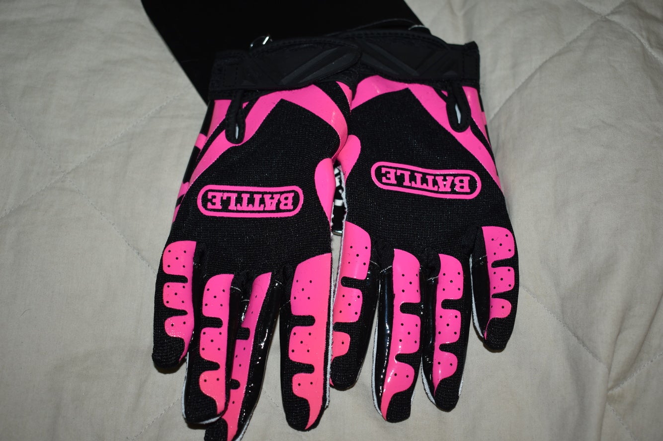 Battle Sports Youth Nightmare 2.0 Cloaked Football Gloves - Black