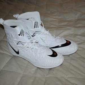 NEW - NikeForce Savage Cleats, White, Size 18