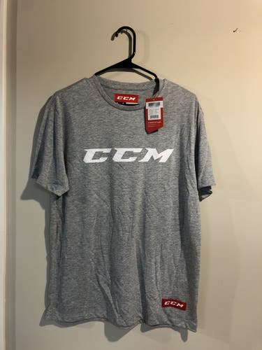 NEW CCM Core Short Sleeve Tee Men's Small (Athletic Grey)