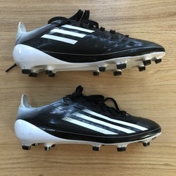 Adidas soccer cleats Size 10.5
