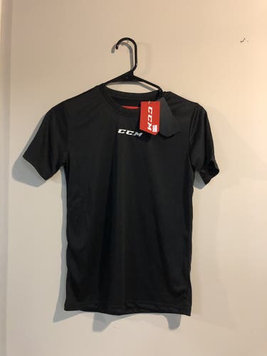 (2) NEW CCM Training Tech Tee Youth Large Bundle